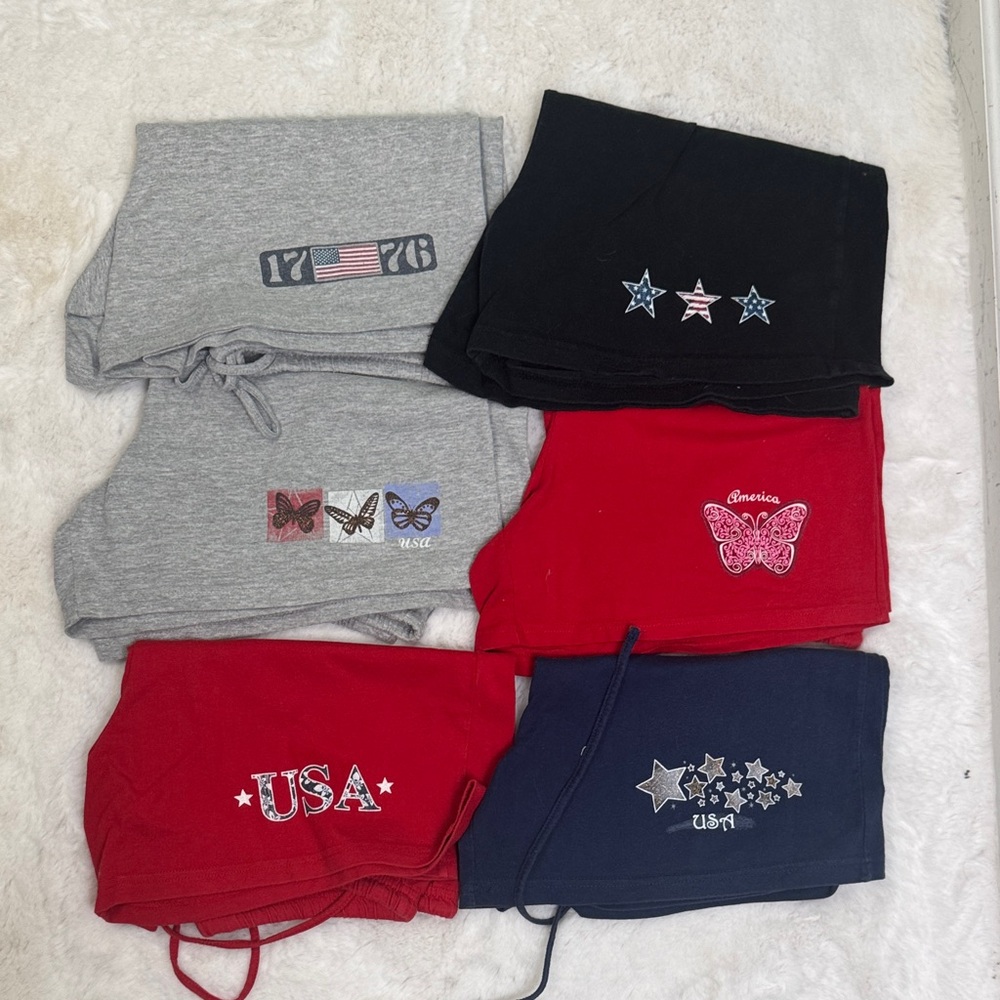 6 pair Sonoma Patriotic Themed Shorts medium